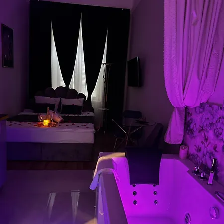 Lägenhet Jacuzzi Berka Kraków