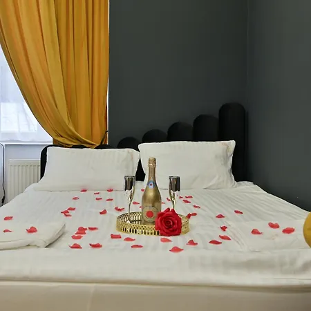 Apartament Jacuzzi Berka