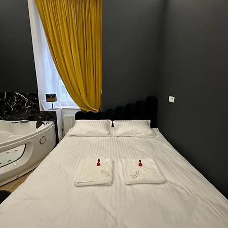 Jacuzzi Berka Apartman *