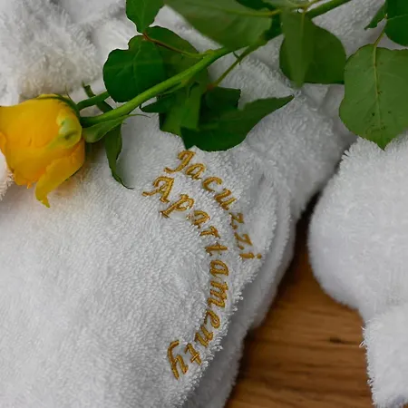 Jacuzzi Berka Apartament *