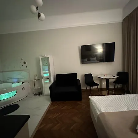 Jacuzzi Berka Apartment Krakow