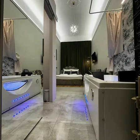 Jacuzzi Berka Apartment Krakow