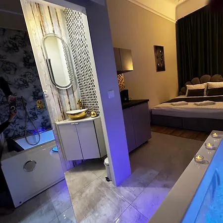 Jacuzzi Berka Apartment Krakow