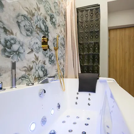 Apartment Jacuzzi Berka Krakow