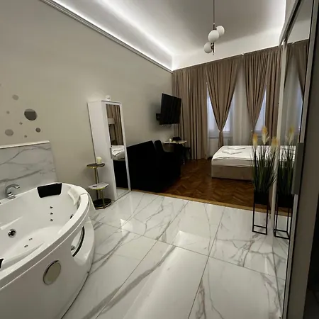 Apartament Jacuzzi Berka *